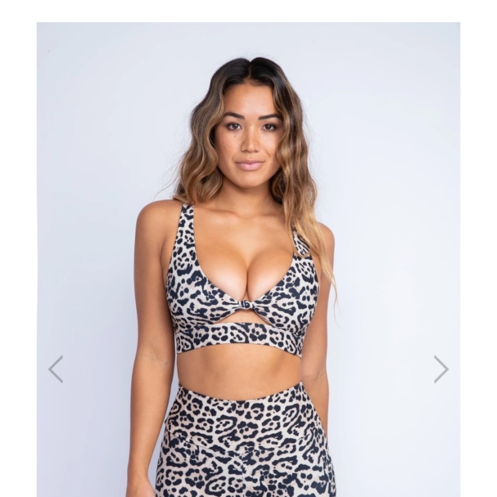 Georgie Sports Bra in Calabasas (S)